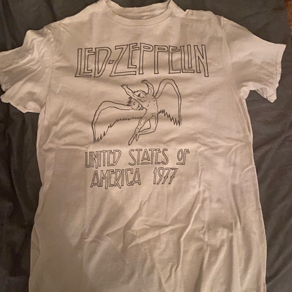 Brandy Melville tee